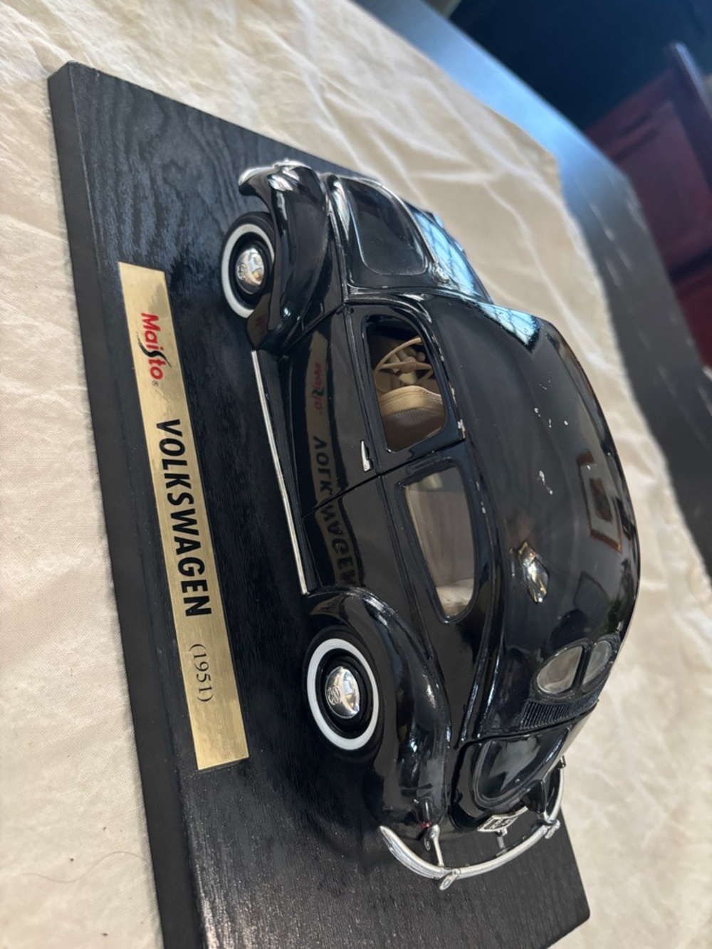 Maisto Volkswagen 1951 Black Die-Cast Model Car